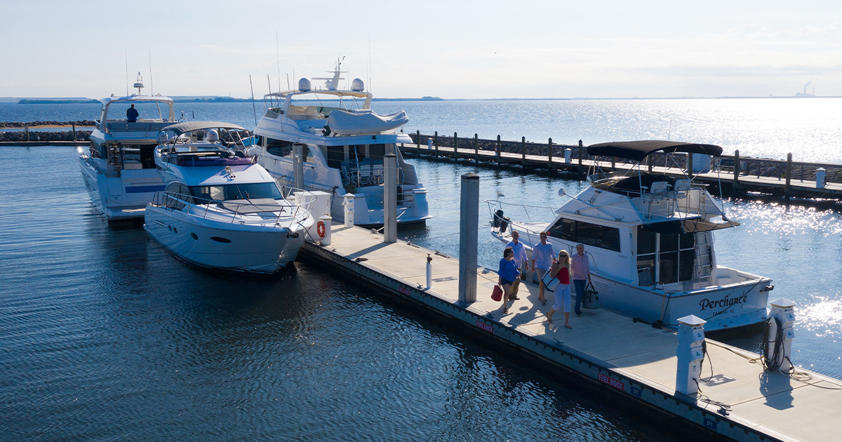 Buying a yacht – Marina Docks